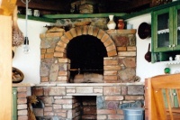 2008 Březí - Venkovní krb, udírna